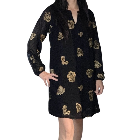 Cabi Black Dress Shift The Occasion Gold Floral Embroidered Swiss Dot Sz S - Picture 1 of 9